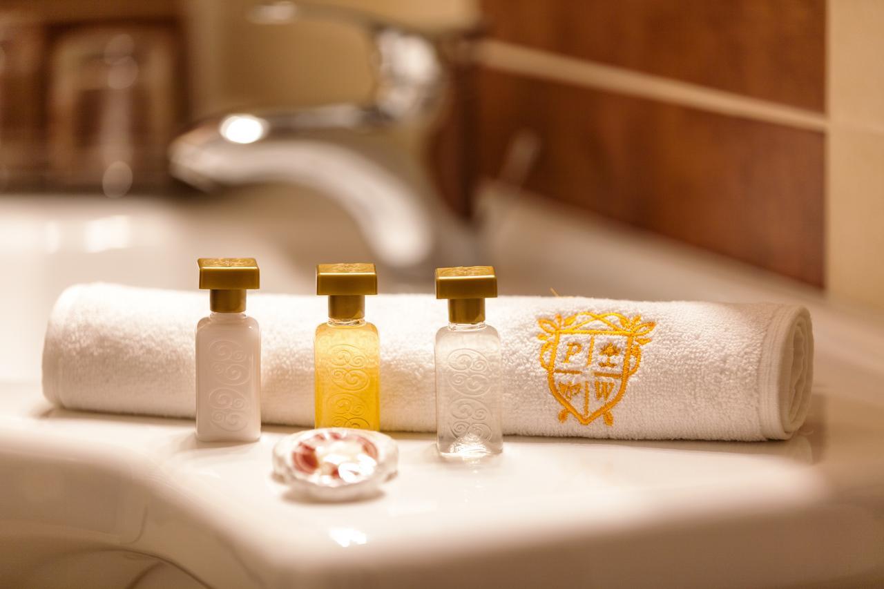 Premium Wellness Institute Hotell Bukarest Exteriör bild